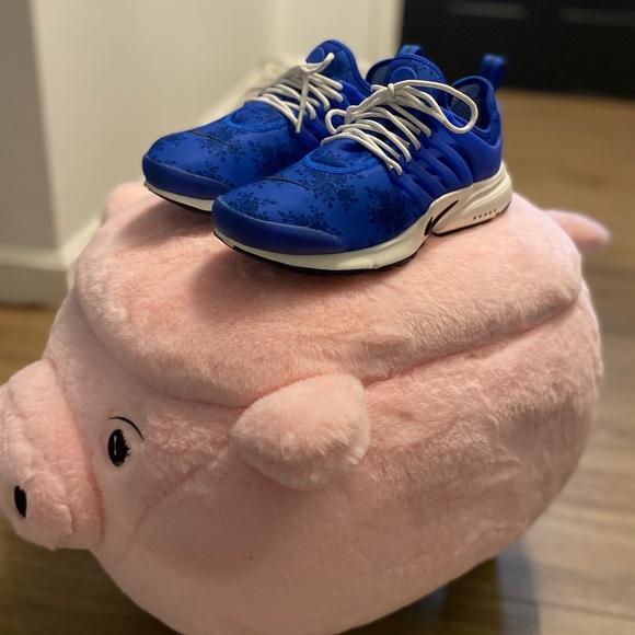 Royal blue womens prestos! Worn 2-3x, great condition! - Picture 2 of 5